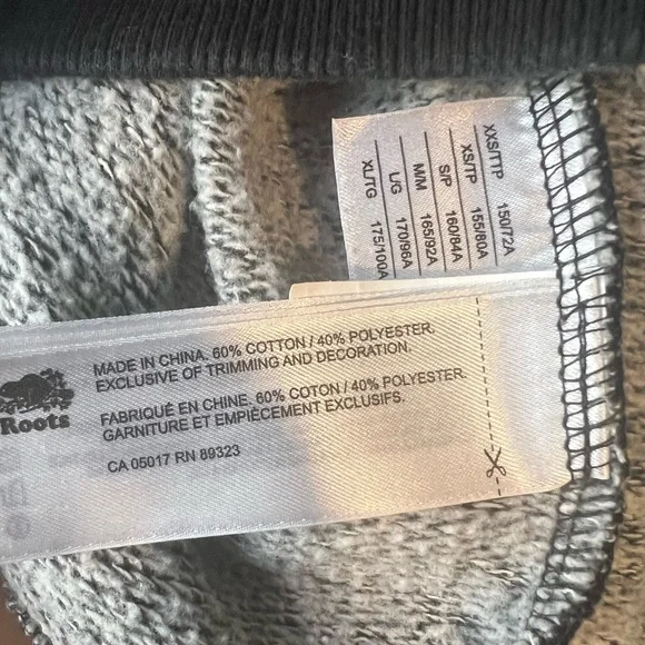 Roots Unisex Gender Free Black Pepper Crewneck Sweatshirt Large Longsleeve - Picture 4 of 6